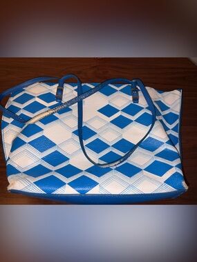 Calvin Klein Blue and White Geometric Crossbody Tote